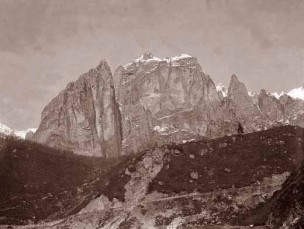 Scoglio Rosso del Pasubio (foto Ten. Gianni Peri)